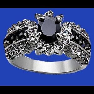 Gelea Silvertone Ring